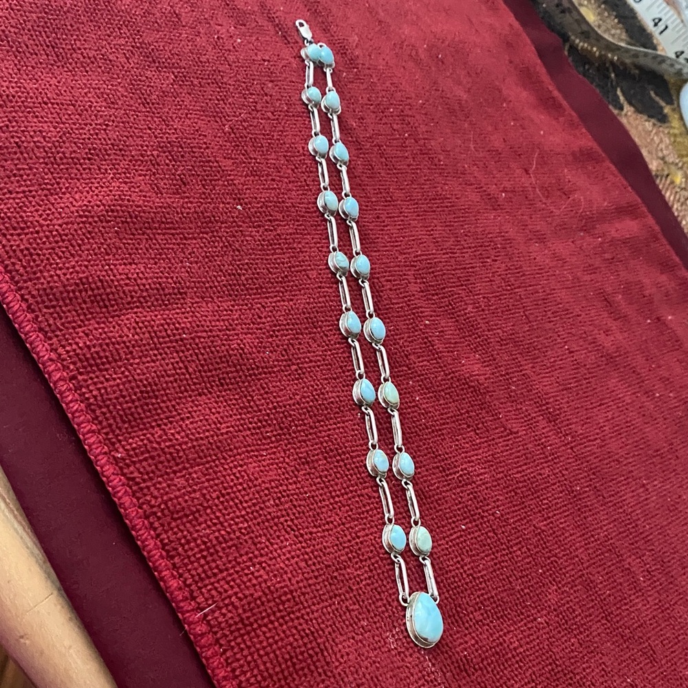 Elegant Silver and Blue Gemstone necklace